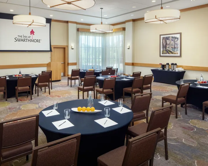 The Gathering Room crescent rounds