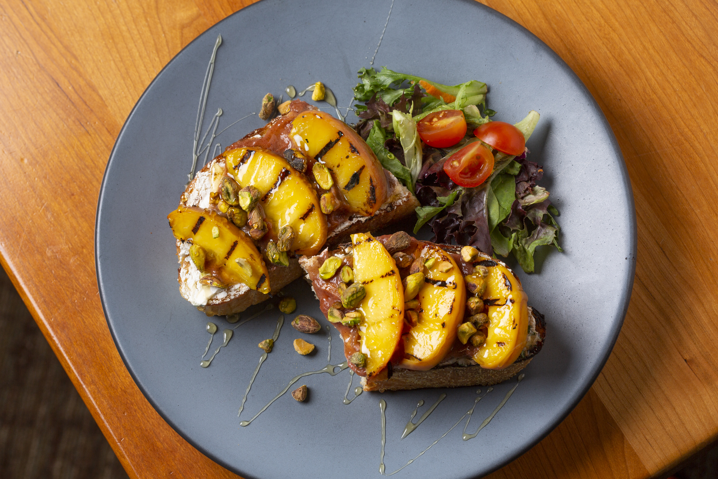 Dish with bread and vegetables